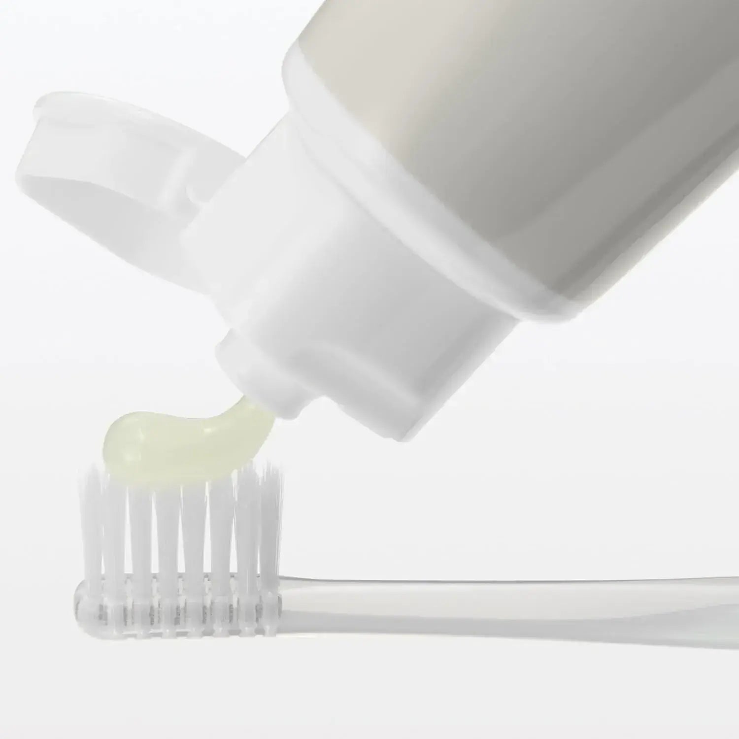 Muji Medicinal Whitening Toothpaste