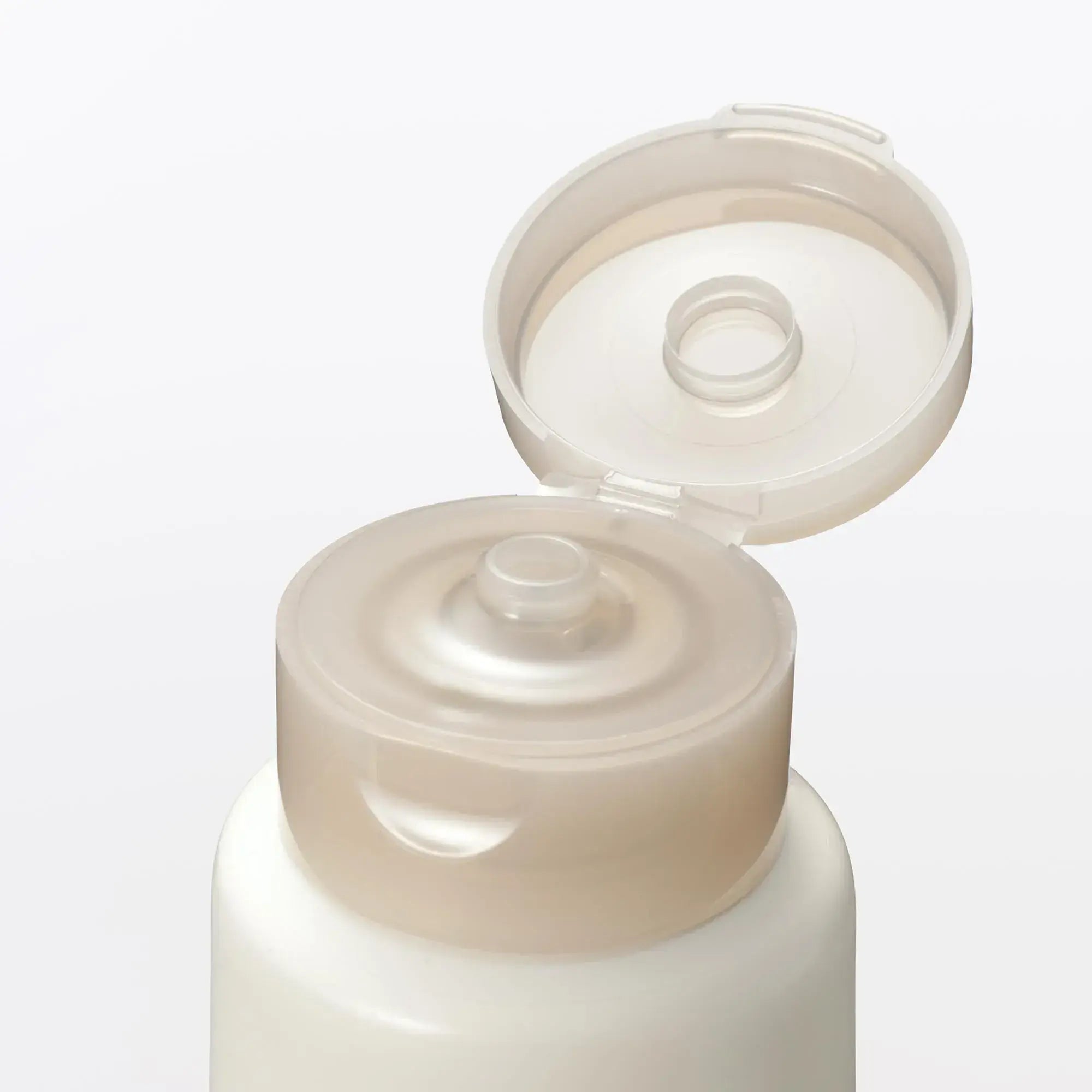 Muji Mild Clay Facial Cleansing Foam Packable