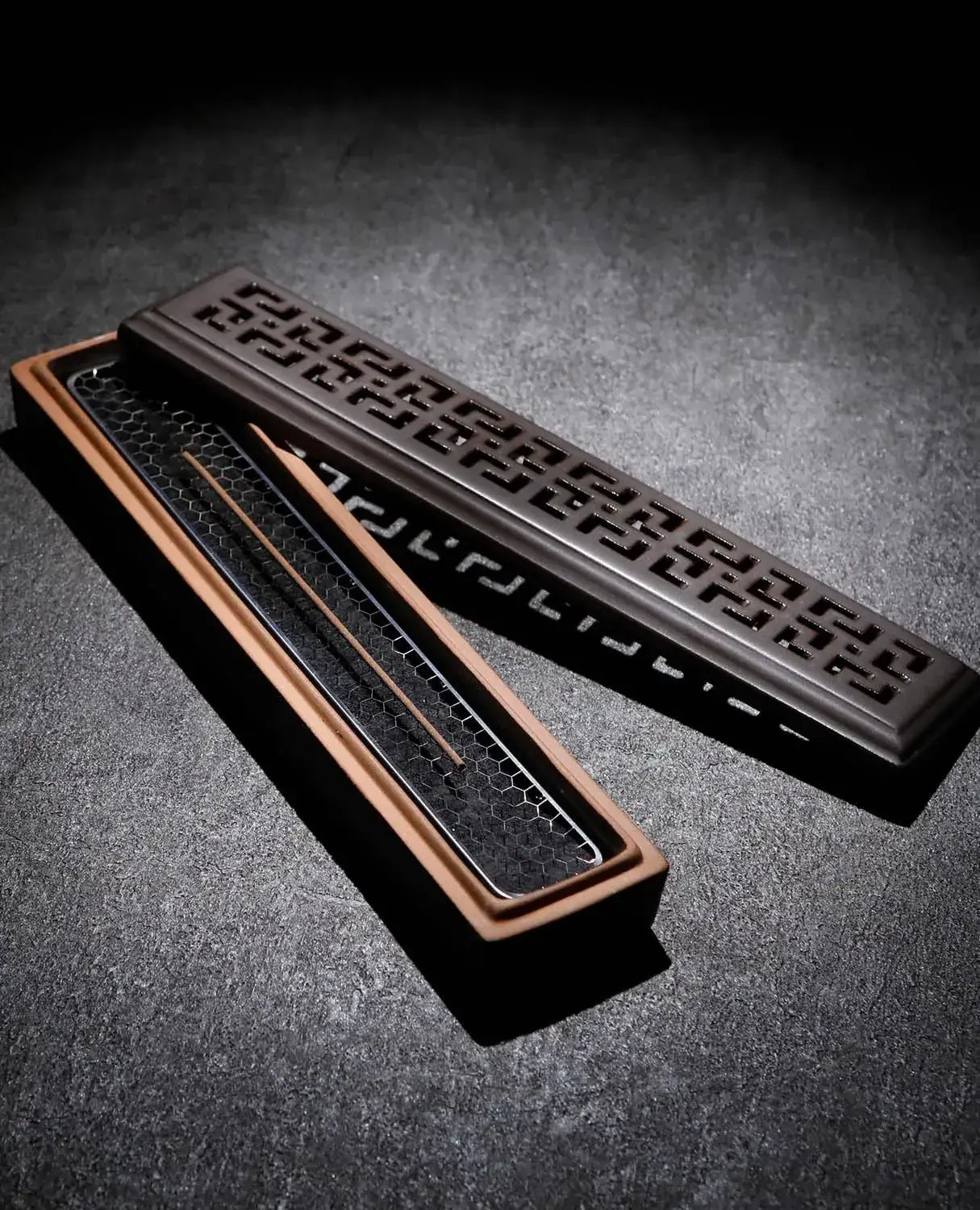 Nagomi Kobo Ashes Won't Splatter Horizontal Ceramic Incense Holder