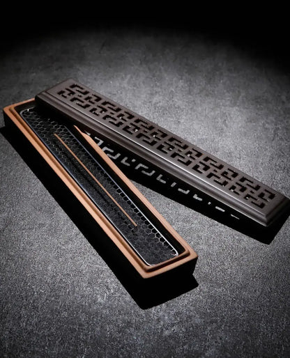 Nagomi Kobo Ashes Won't Splatter Horizontal Ceramic Incense Holder