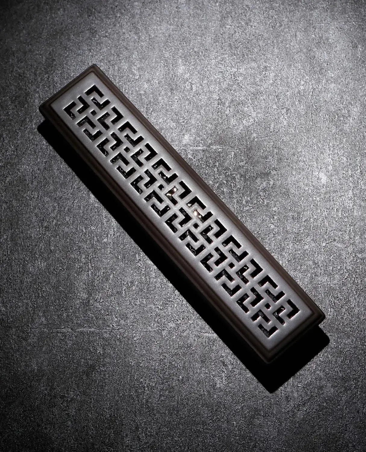 Nagomi Kobo Ashes Won't Splatter Horizontal Ceramic Incense Holder