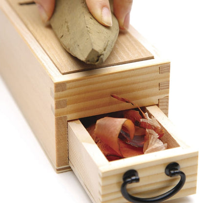 Oyanagi Iroribata Umami Wooden Bonito Shaver Box