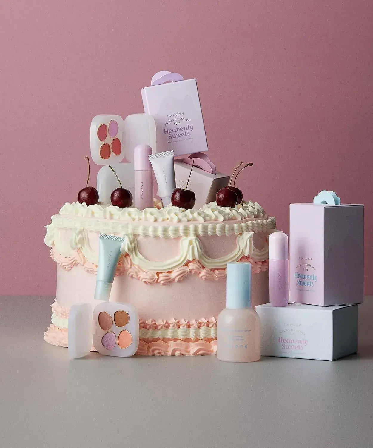 To One Heavenly Sweets Box Eyeshadow Lip Balm Holiday Collection