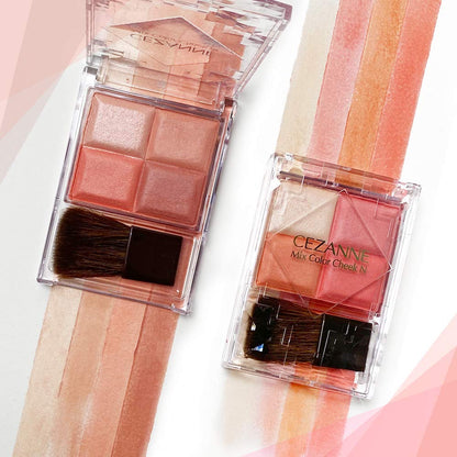 Cezanne Pure Coral 7.1g Multi-Color Gradation Cheek Powder with Brush
