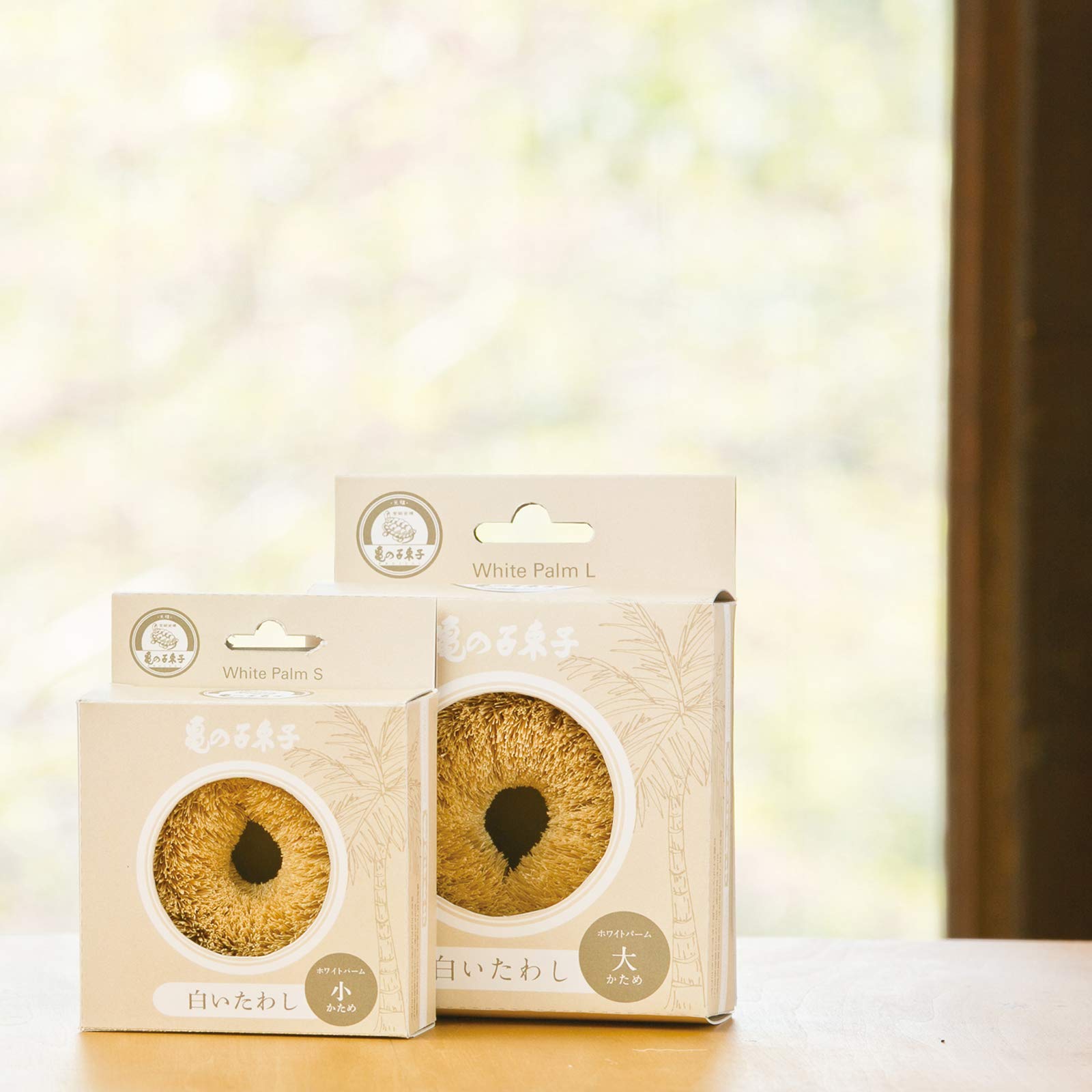 Kamenoko Tsubushi Nishio Shoten White Scrubber Palm (Small) Made In Japan