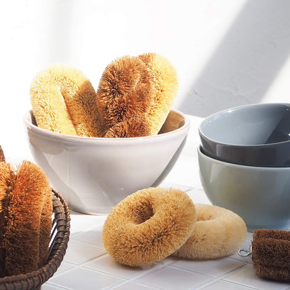 Kamenoko Tsubushi Nishio Shoten White Scrubber Palm (Small) Made In Japan