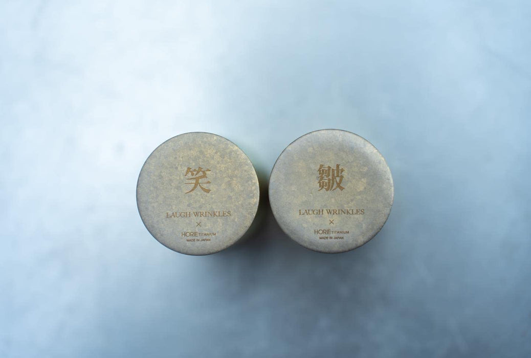 笑皺紋吉坦鈦清酒杯一對日本產桐木盒結婚禮物吉諾米金一對