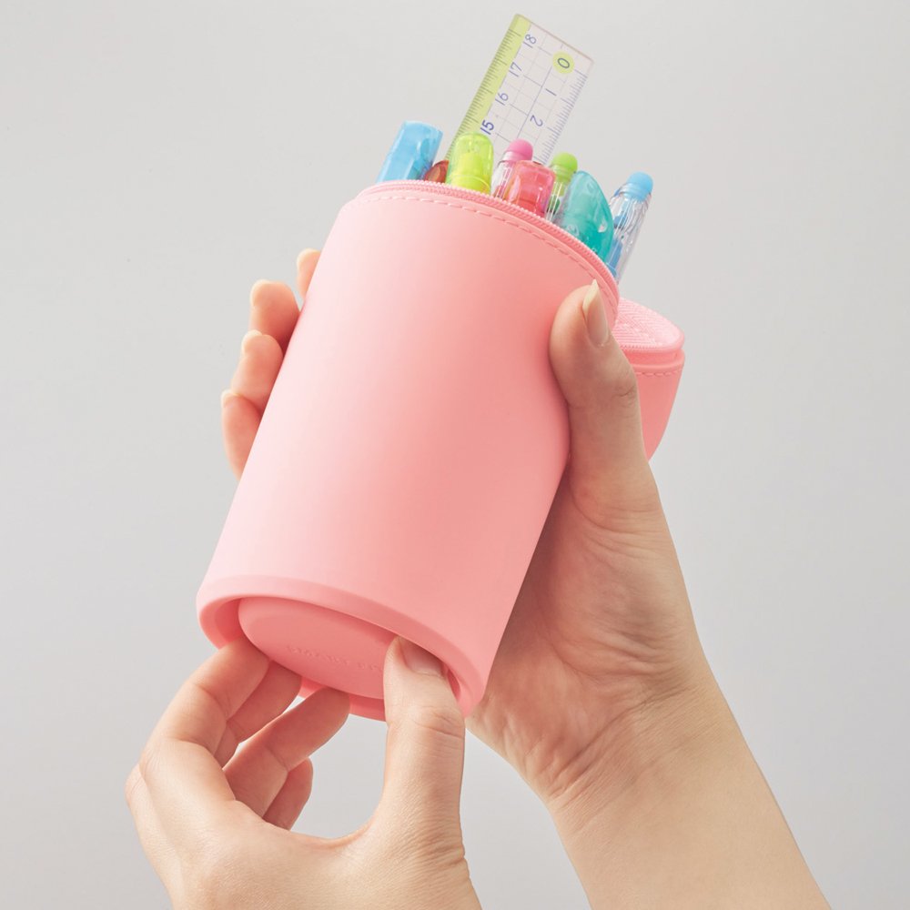 Lihit Lab Stand Pen Case Big Punilab Pig A7714-5 Japan