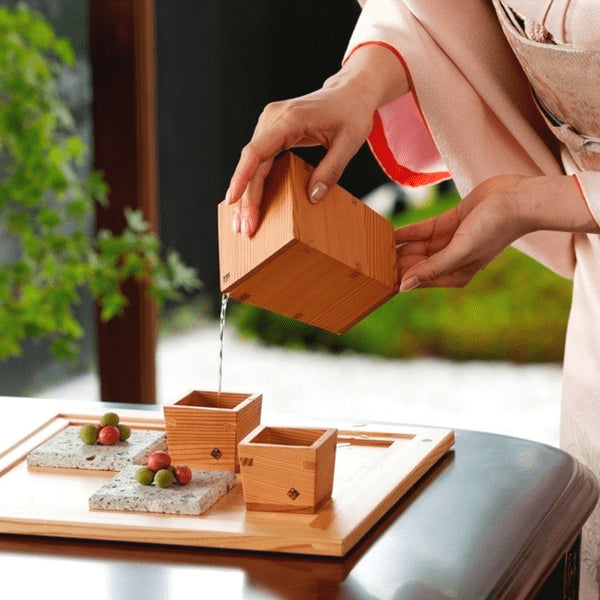 Miranda Style Omoeraku Handcrafted Japanese Cedar Square Saucer L (105x105mm)