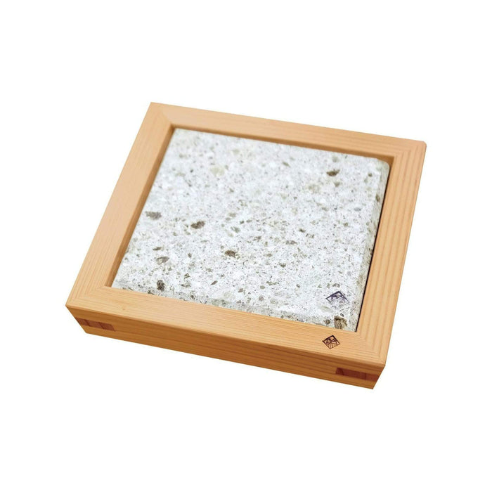 Miranda Style Omoeraku Japanese Cedar Frame Medium Oya Stone Plate