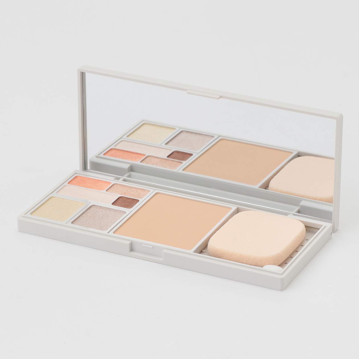 Muji Light Beige UV Powder Foundation SPF30/PA+++ 9.4g
