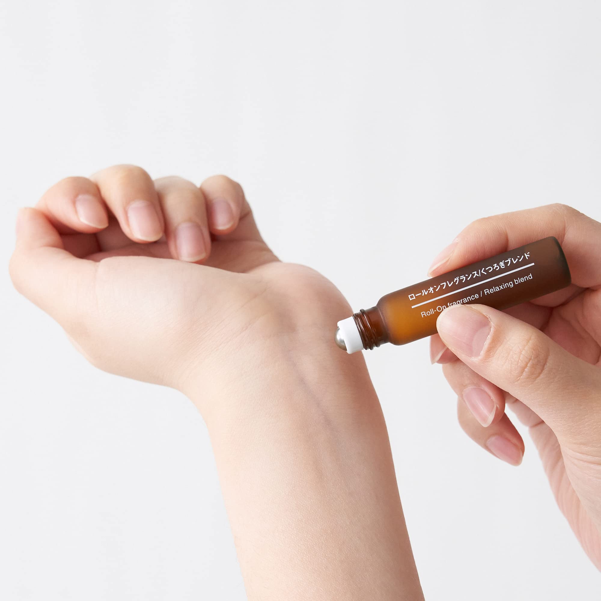 Muji Relaxing Blend Roll-On Fragrance 6ml - Soothing Scent by Muji