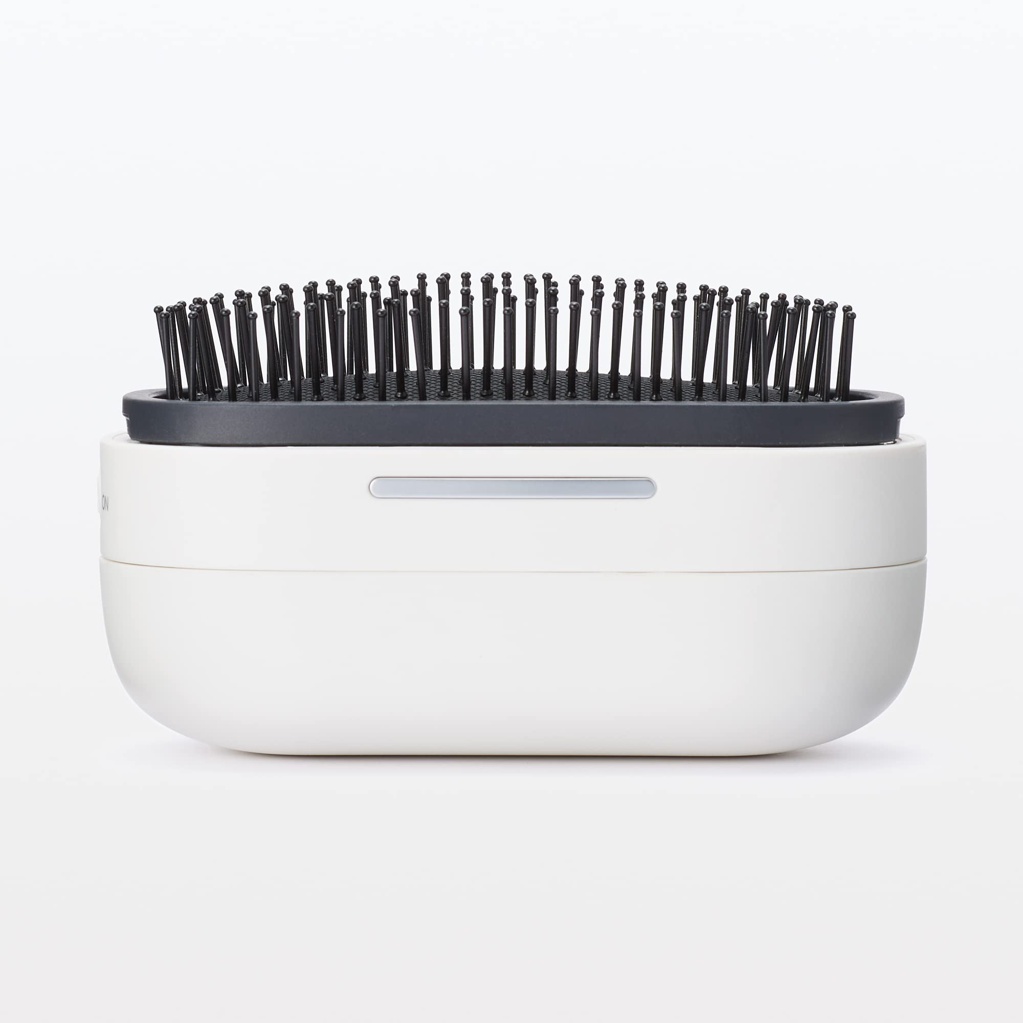 Muji Vibrating Hair Brush in White Compact Size 10.6x5.6x4.5cm MJ-VHB1/44821862