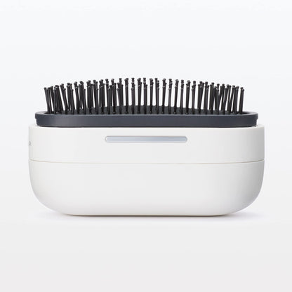 Muji Vibrating Hair Brush in White Compact Size 10.6x5.6x4.5cm MJ-VHB1/44821862