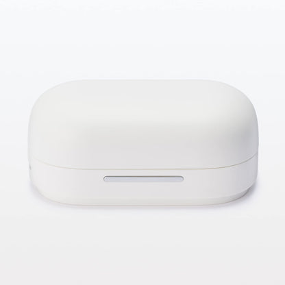 Muji Vibrating Hair Brush in White Compact Size 10.6x5.6x4.5cm MJ-VHB1/44821862