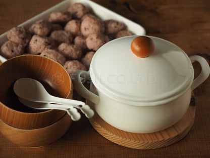 Noda Horo Pochika Casserole 20cm