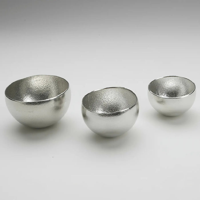 Nousaku Hand-Crafted Cast Tinware Kuzushi Yure Misshapen Swing Cold Sake Cup 130ml - Silver