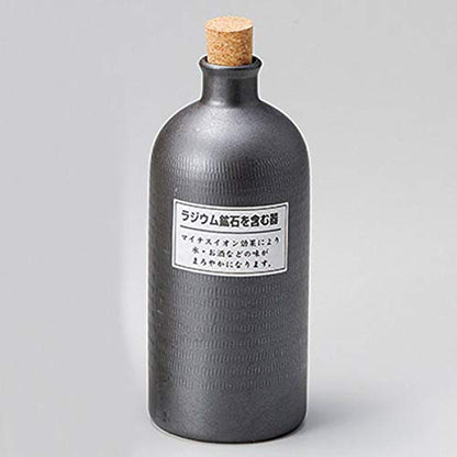 Japanese Radium Bottle Short Black Shochu Server/Bottle/Wine Cooler 720Cc Ziyue Kiln Tokiwa Tokiya Pro 28-272-038-Me
