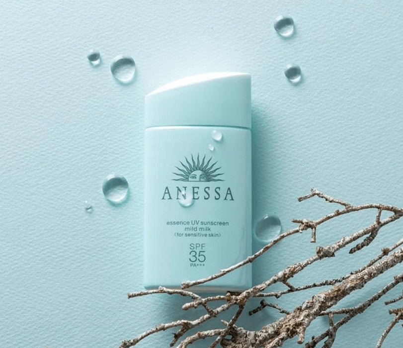 Anessa Essence UV Mild Milk Mini Sunscreen For Sensitive Skin SPF 35 PA+++ 20 ml